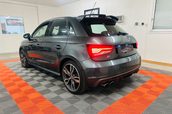 Audi S1 SPORTBACK 2.0 TFSI 231ch QUATTRO + ENTRETIEN AUDI + PACK BOSE + SIÈGES F1 ET CHAUFFANTS