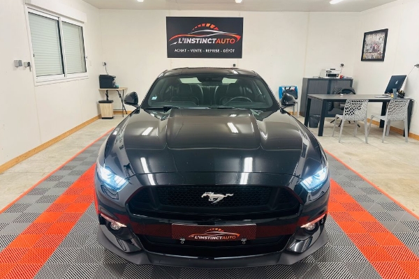 Ford Mustang Fastback VI Ph1 5.0 V8 GT 421ch +  origine française + sièges électrique et ventilés