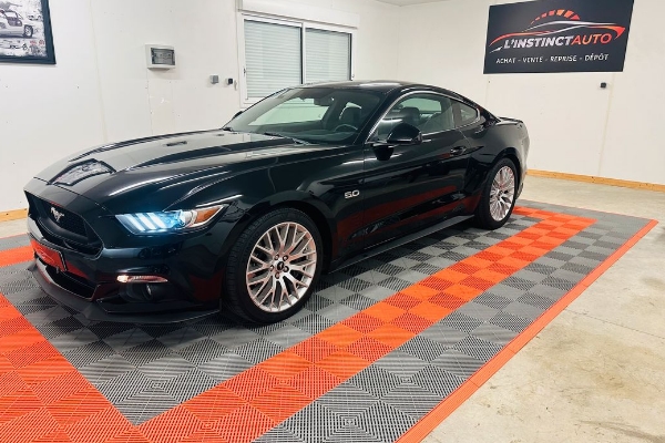 Ford Mustang Fastback VI Ph1 5.0 V8 GT 421ch +  origine française + sièges électrique et ventilés