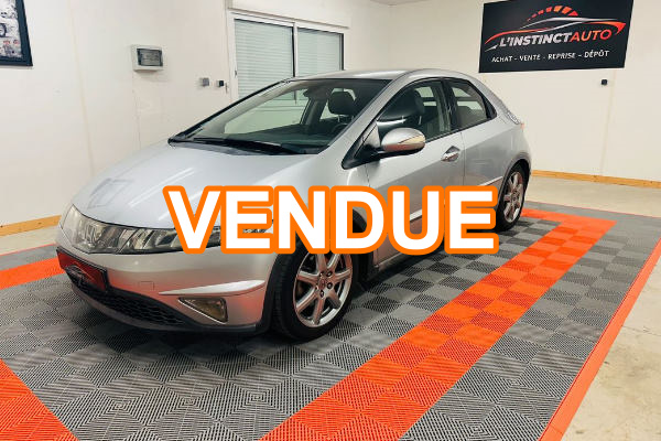 Honda Civic 1.8 i-VTEC Type S 140 Ch, entretien à jour